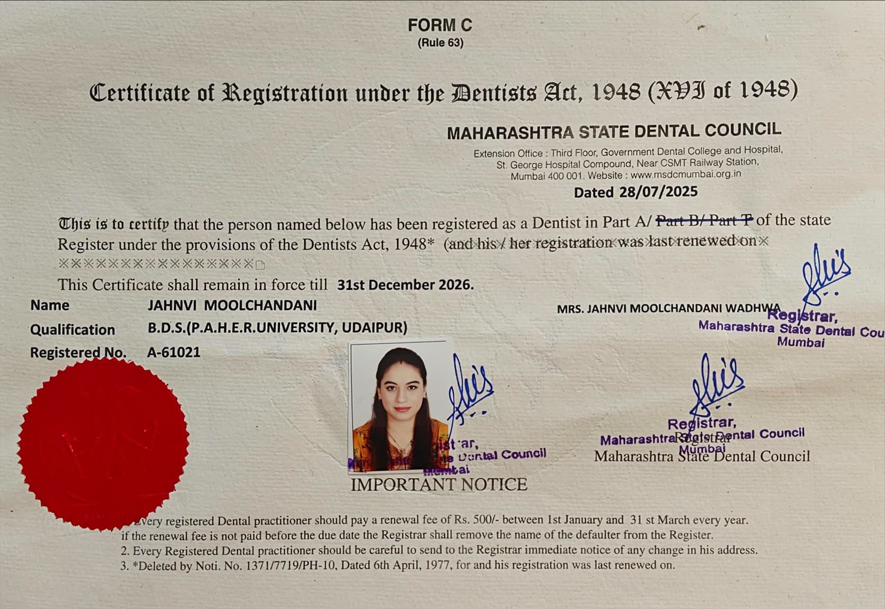 Certificate of Registration under the Dentists Act 1948, issued by the Maharashtra State Dental Council, showing registration number A-61021 and the qualification BDS from P.A.H.E.R. University, Udaipur